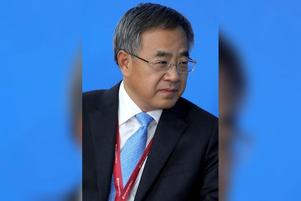 中共党媒的「春华秋实说」或是一种暗示，透露胡春华的政治生涯，早在胡温确认接班人时就已经开花了。（维基百科）