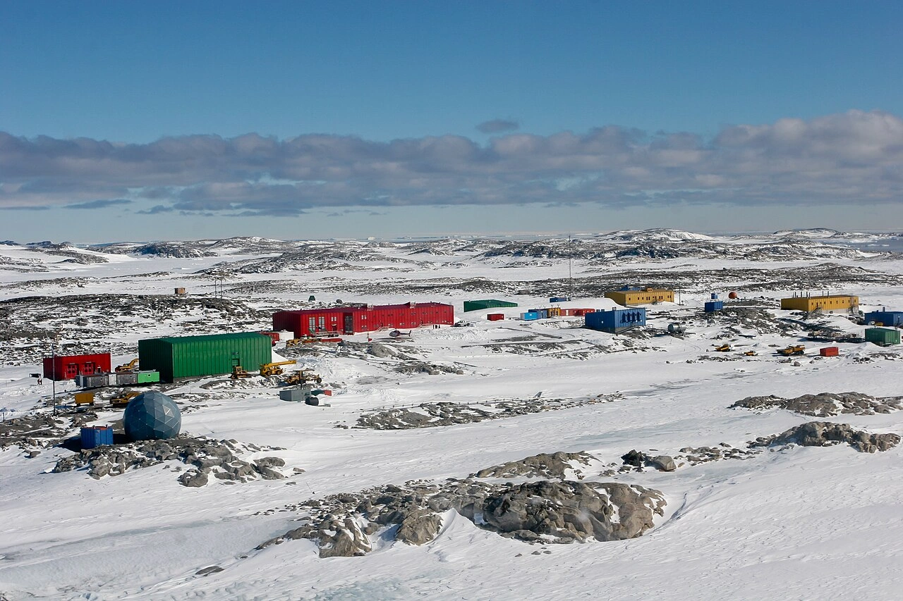澳大利亚凯西南极科考站。Casey Station（Antarctic base）。（维基百科）