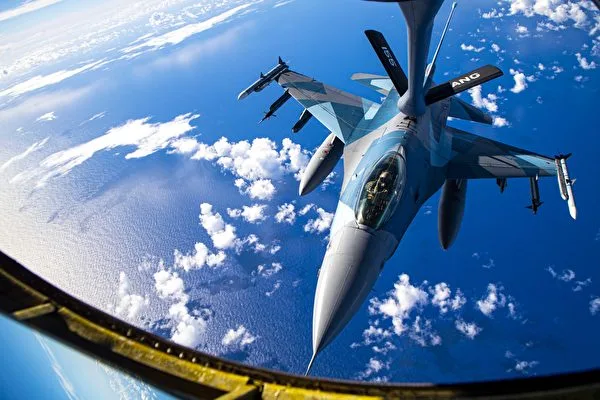 美軍F-16「戰隼」戰鬥機。（U.S. Air Force photo by Senior Airman Duncan C. Bevan）