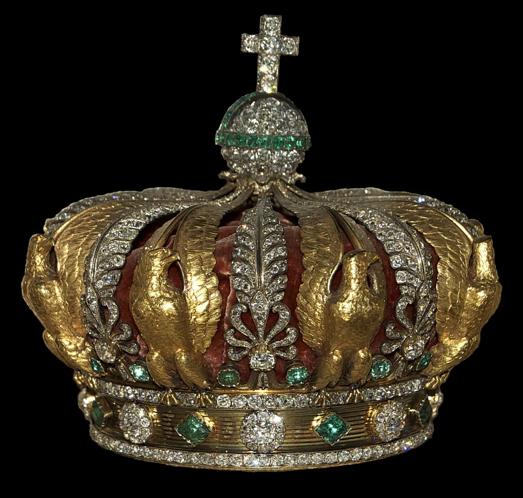 「歐仁妮后冠」(The Crown of Empress Eugénie)(圖:維基百科)
