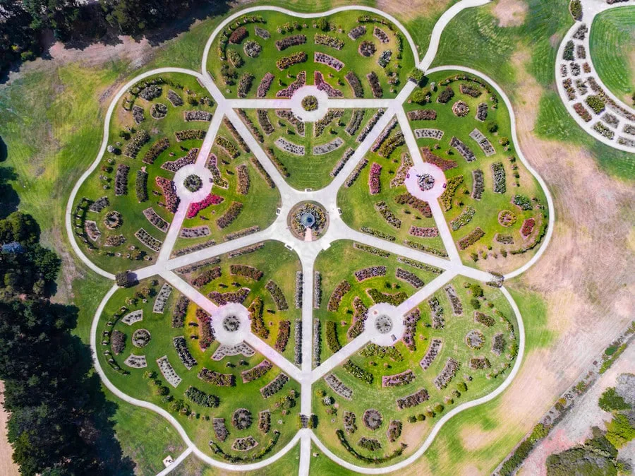 维多利亚州玫瑰园（Victoria State Rose Garden）