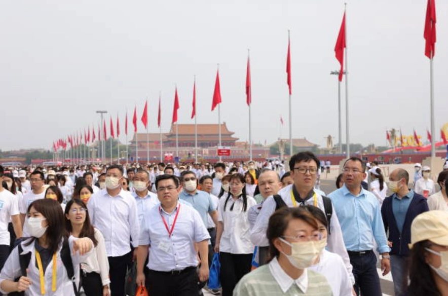 世界不是在對抗中國的存在，而是在重新定義「中國」能代表什麼、不能代表什麼。  (Photo by Lintao Zhang/Getty Images)