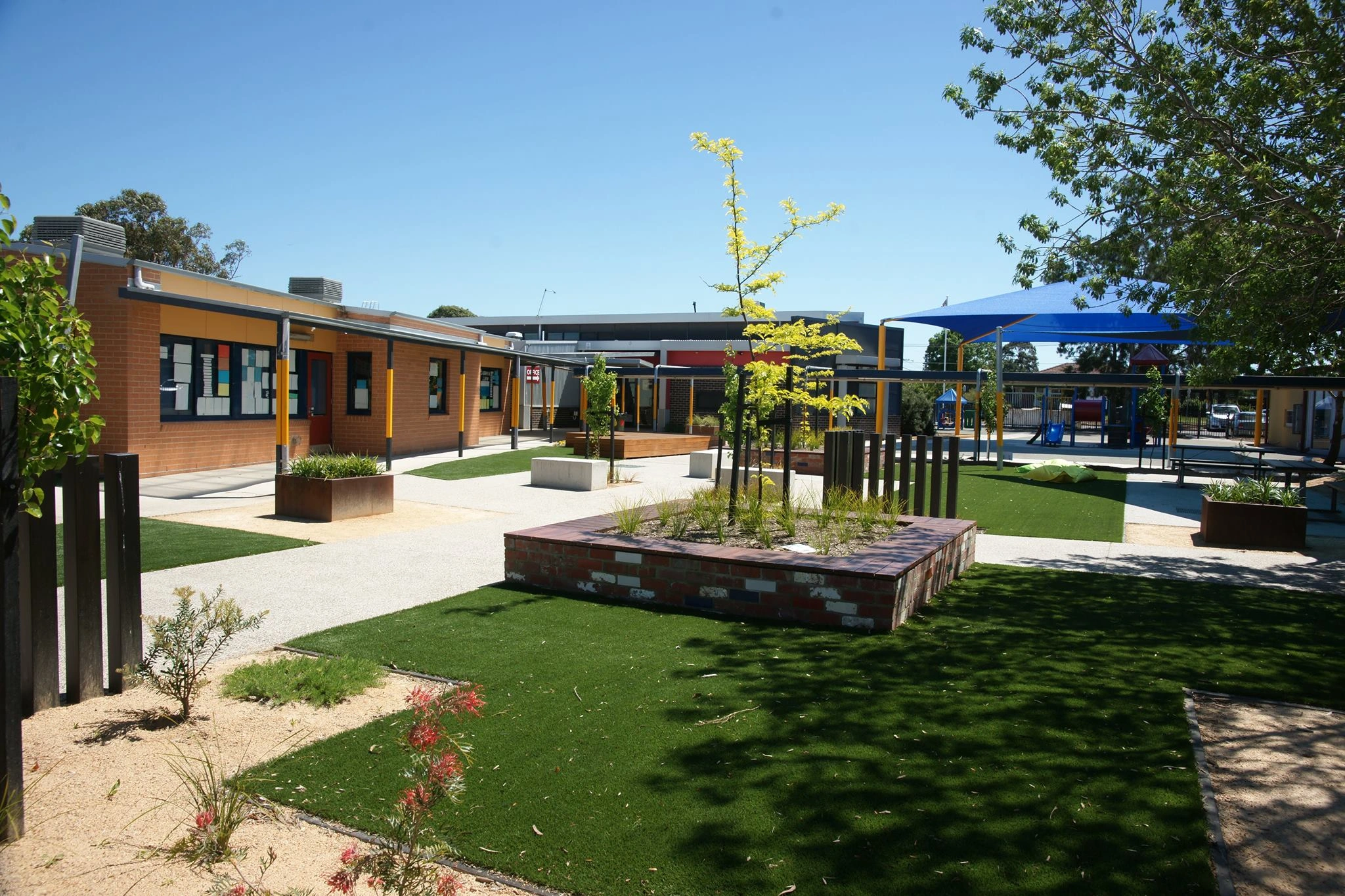 墨尔本西北部的 Albanvale 小学。（图取自facebook/Albanvale Primary School）