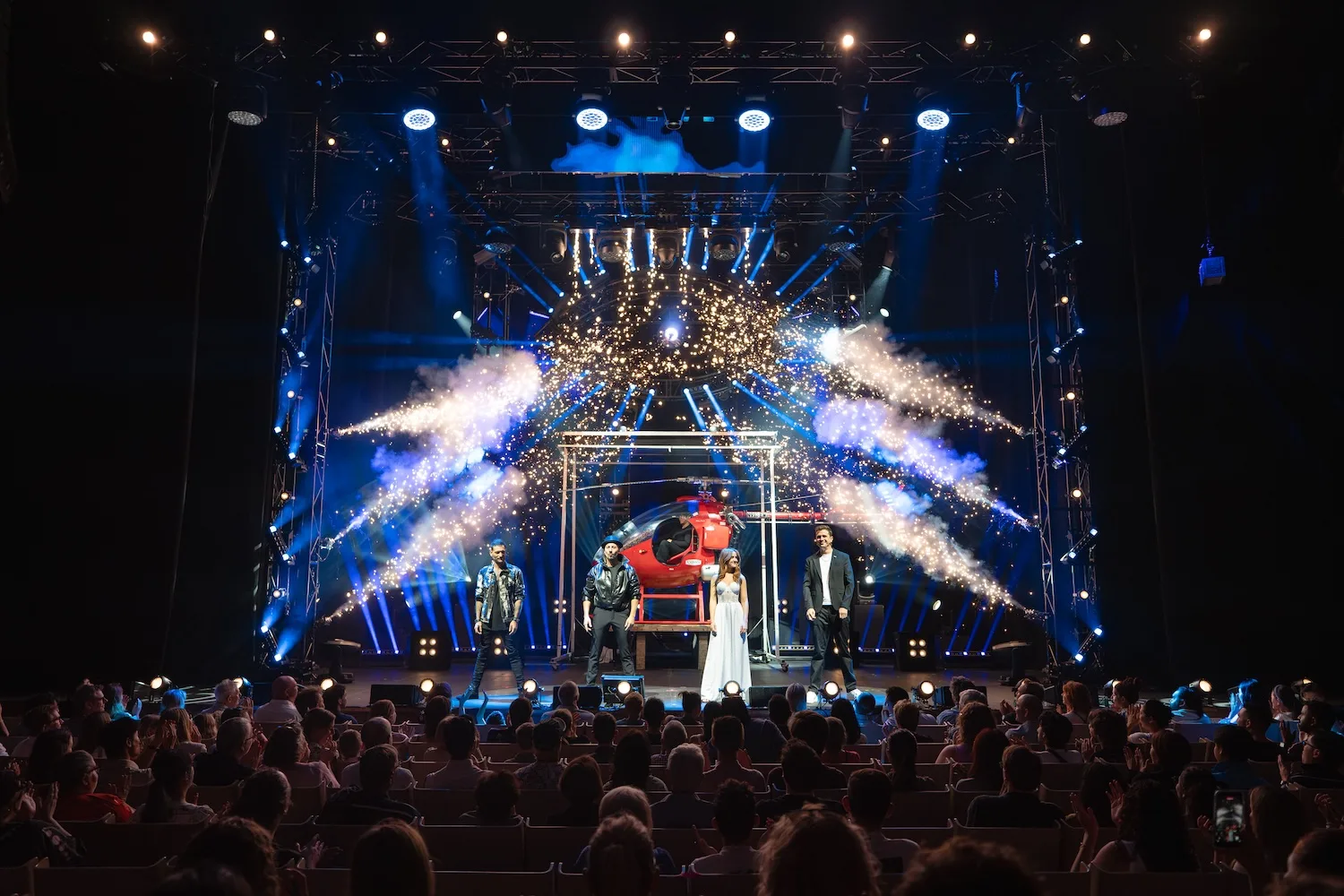 《Now You See Me Live》魔术秀。（图：Cameron-Grant）