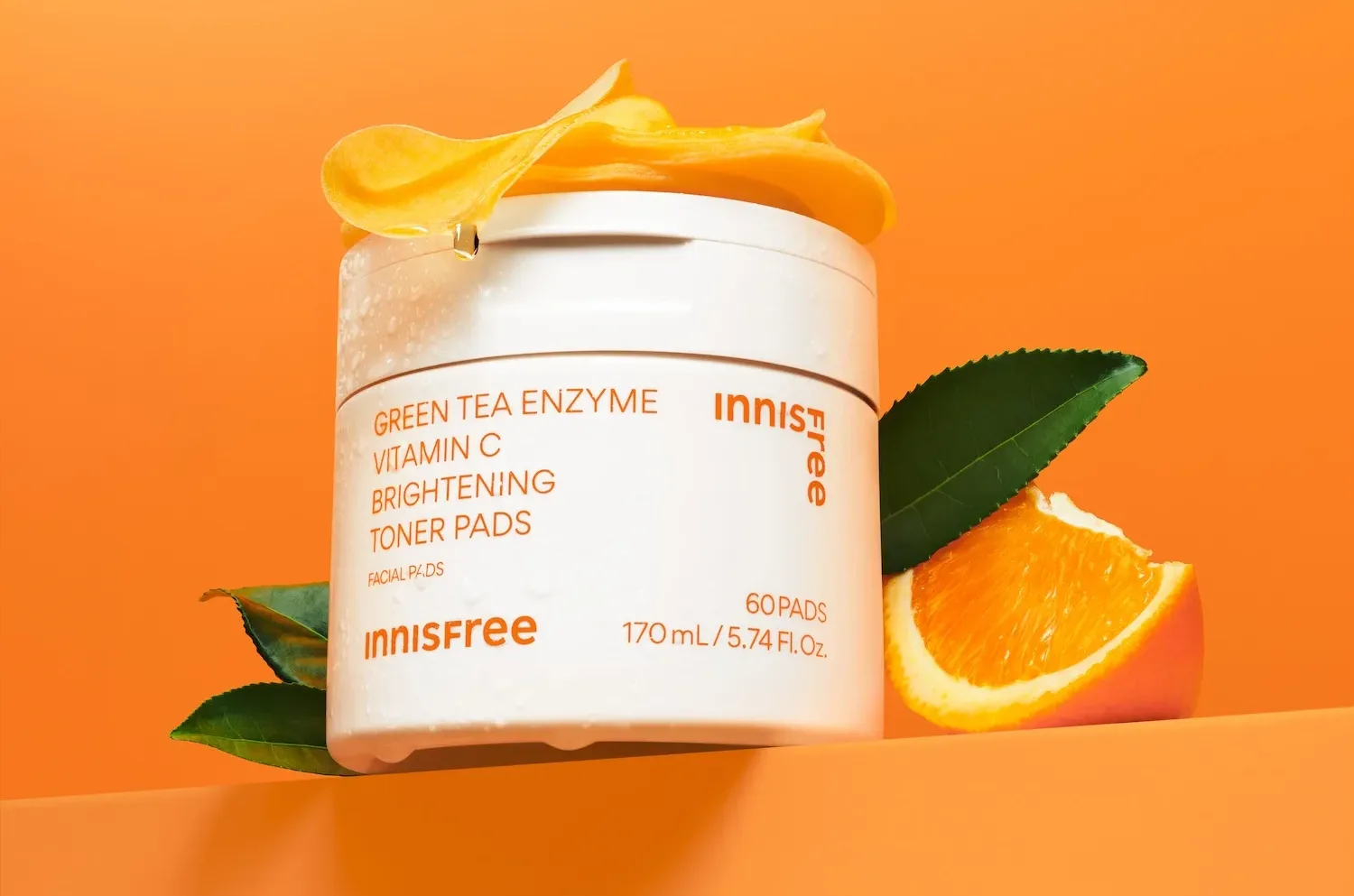 Innisfree’s Green Tea Enzyme Vitamin C Brightening Routine。（图：提供）