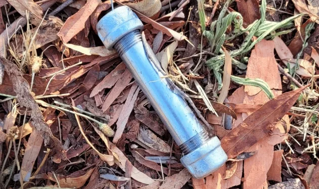 爆炸物（堪培拉警方）