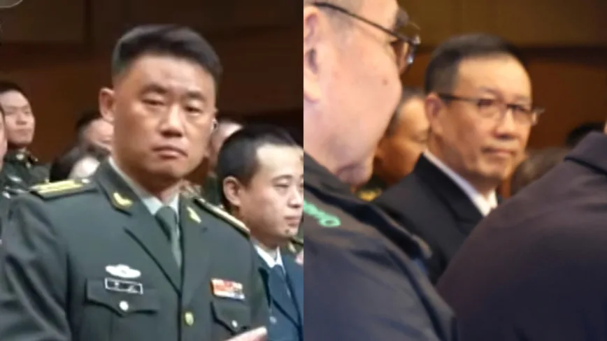日前，中共黨魁習近平出席慰問駐京部隊老幹部迎新春文藝演出，安保人員混在老幹部中間，緊盯著現場動向以及與習握手的每一個人。身為中共國防部長的董軍（右），在慰問現場僅站在退休老幹部中間。（視頻擷圖）