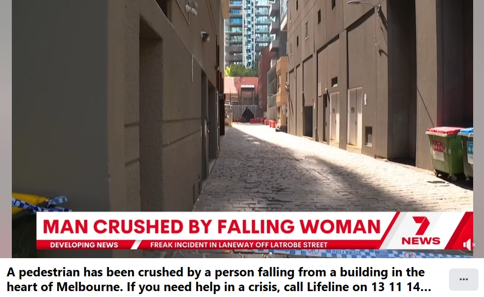 墨市一女子从高处坠落砸伤行人。(截图取自YouTube/7NEWS Melbourne)