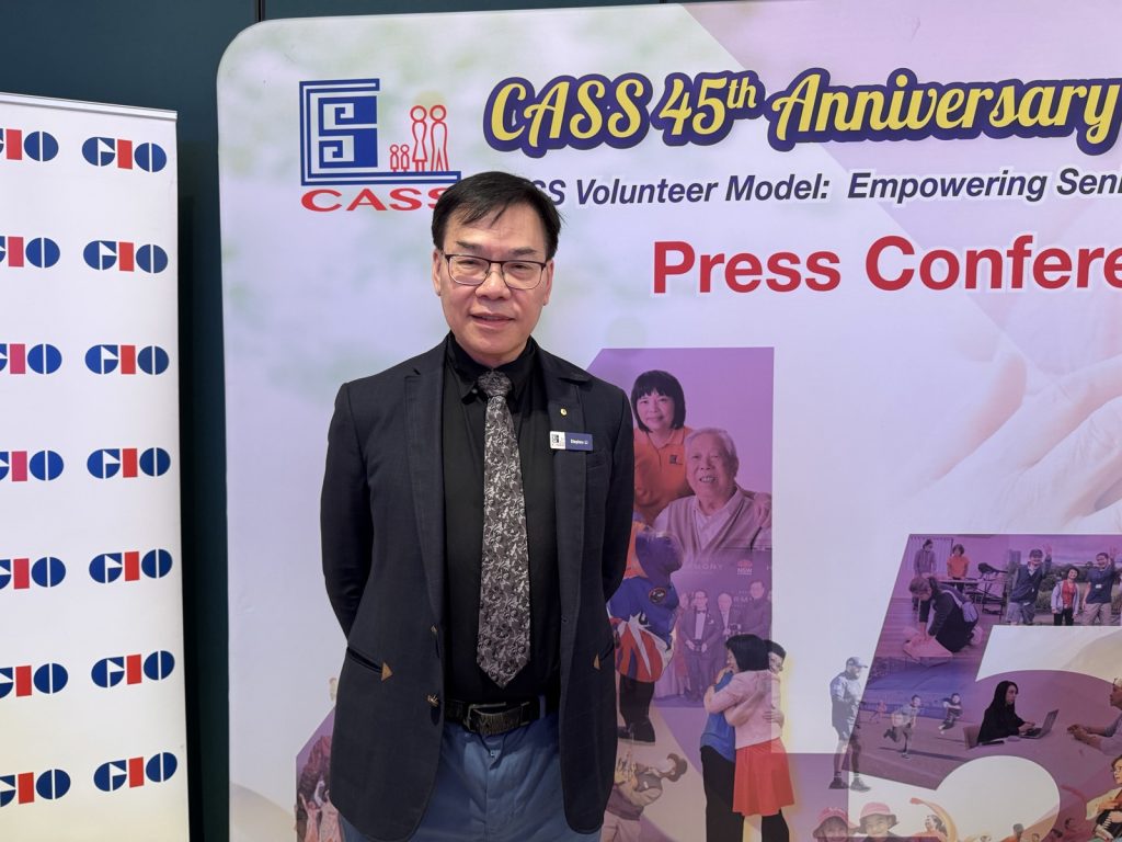 CASS华人服务社主席李超浩教授