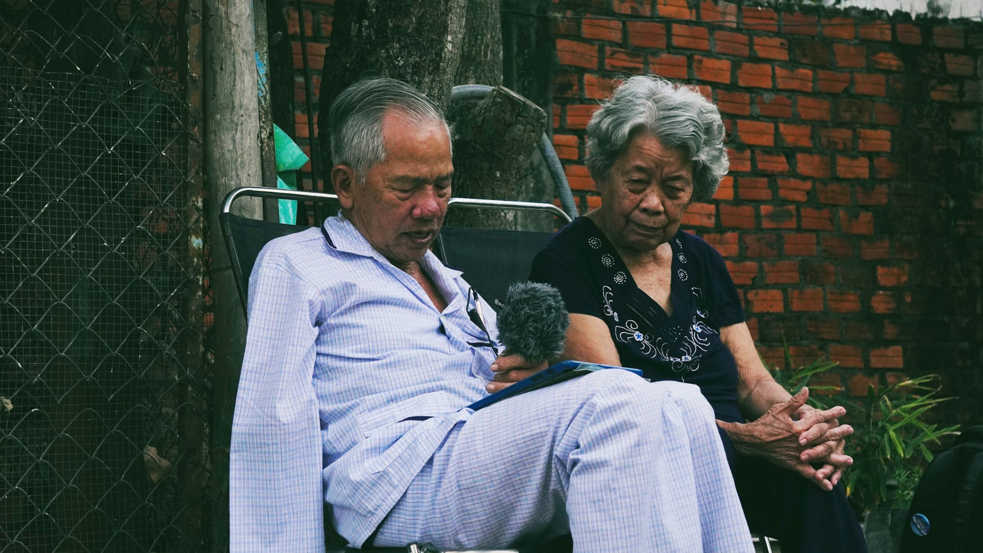 獨居老人的 24 小時守護（圖片來源：unsplash）