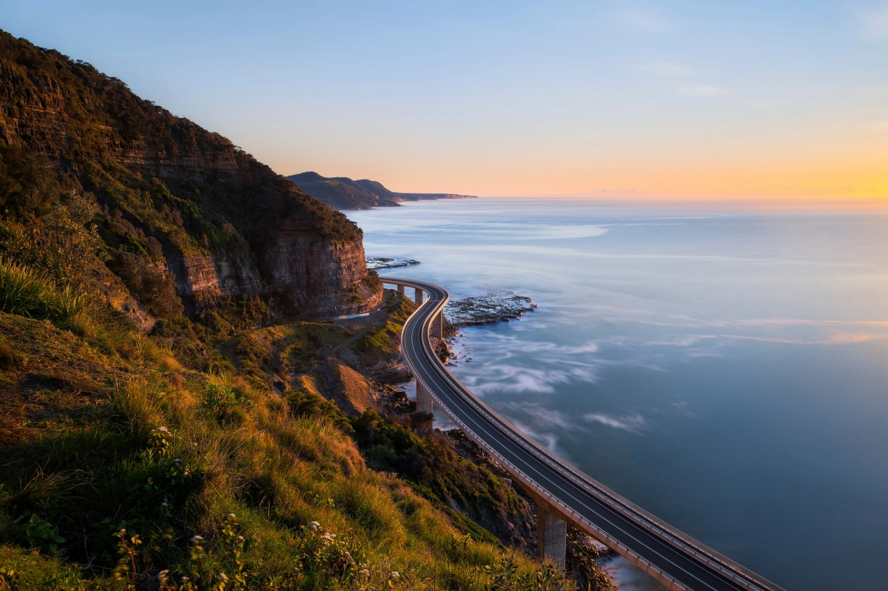 Sea Cliff Bridge 海岸公路（Credit：Destination NSW）