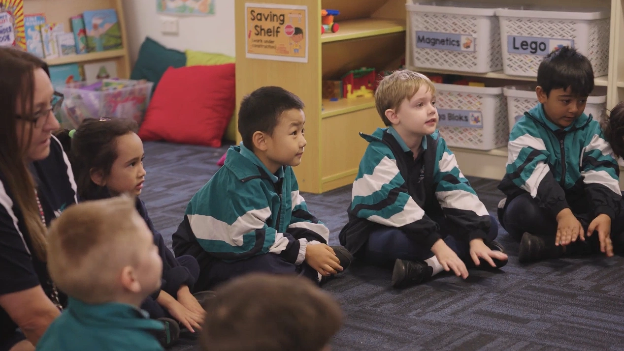 维州家庭免费幼儿园(Free Kinder)教育资助。(Source：YouTube/Queensland Department of Education)