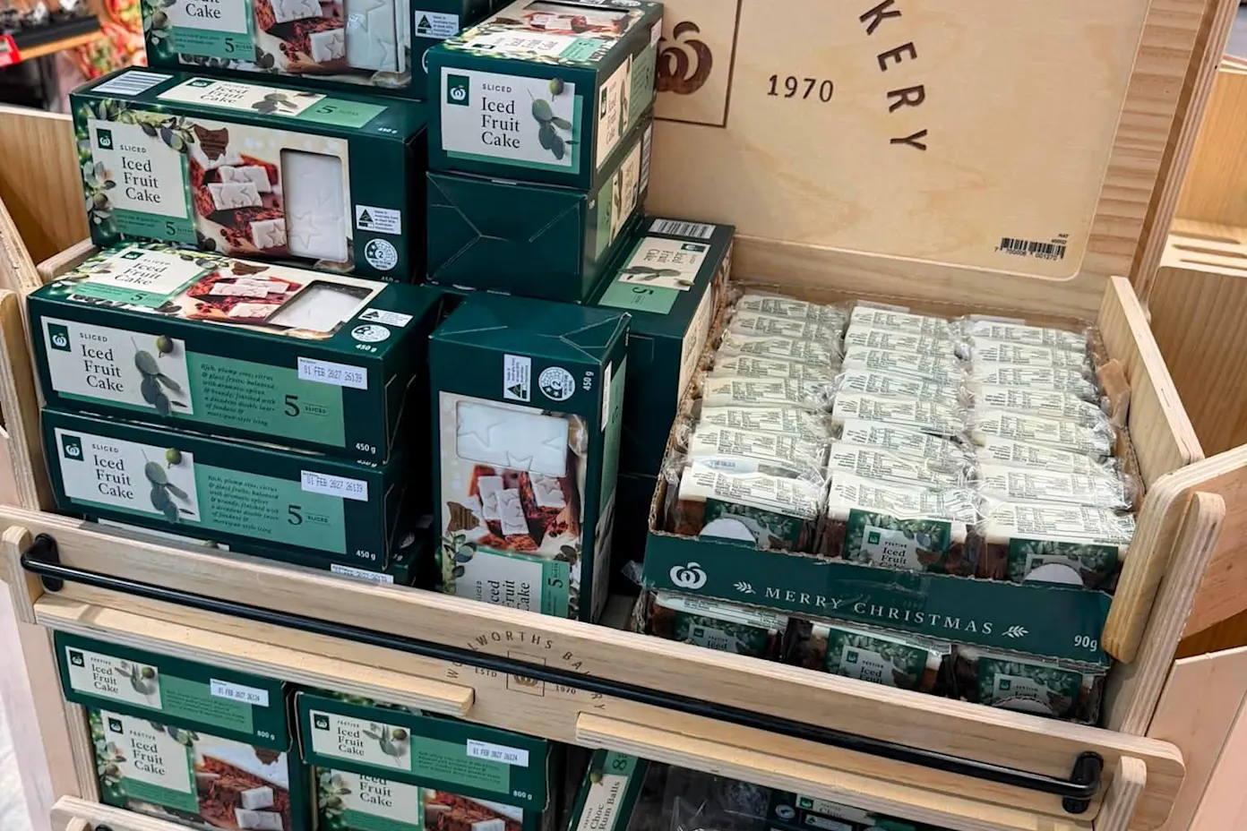 Woolies 已於八月推出首批聖誕商品。Facebook  /@bargainlifeandstyle